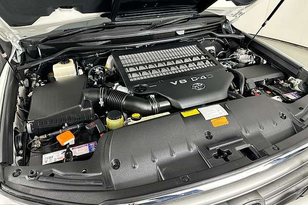 2011 Toyota LANDCRUISER SAHARA (4x4) VDJ200R 09 UPGRADE