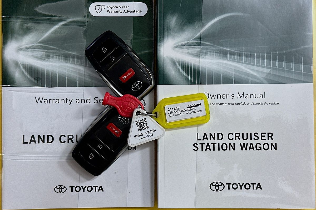 2022 Toyota Landcruiser VX FJA300R
