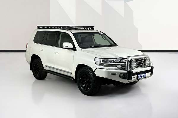 2020 Toyota LANDCRUISER LC200 SAHARA (4x4) VDJ200R