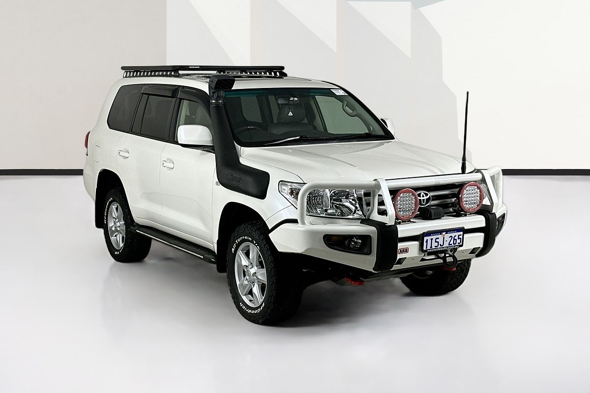 2011 Toyota LANDCRUISER SAHARA (4x4) VDJ200R 09 UPGRADE
