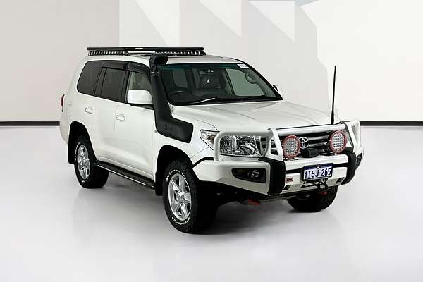 2011 Toyota LANDCRUISER SAHARA (4x4) VDJ200R 09 UPGRADE
