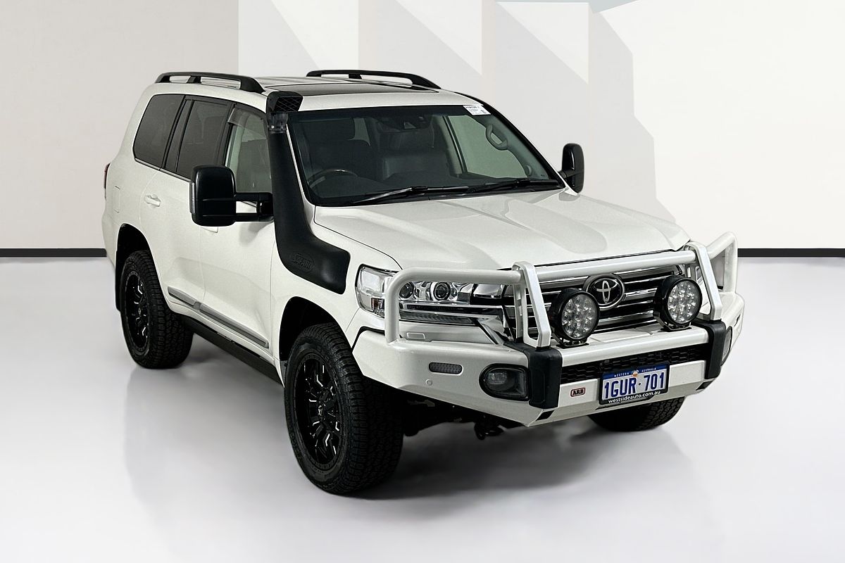 2019 Toyota LANDCRUISER LC200 SAHARA (4x4) VDJ200R