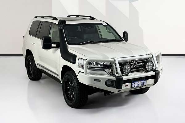 2019 Toyota LANDCRUISER LC200 SAHARA (4x4) VDJ200R