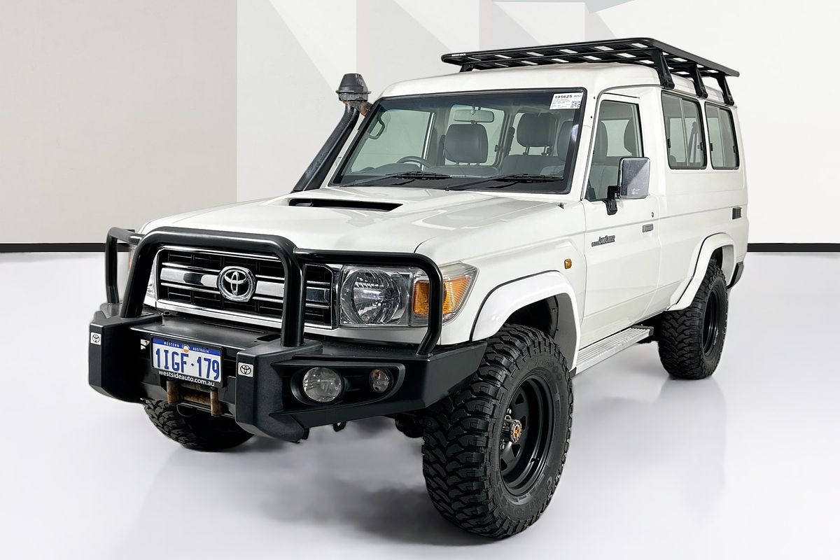 2016 Toyota Landcruiser GXL Troopcarrier VDJ78R
