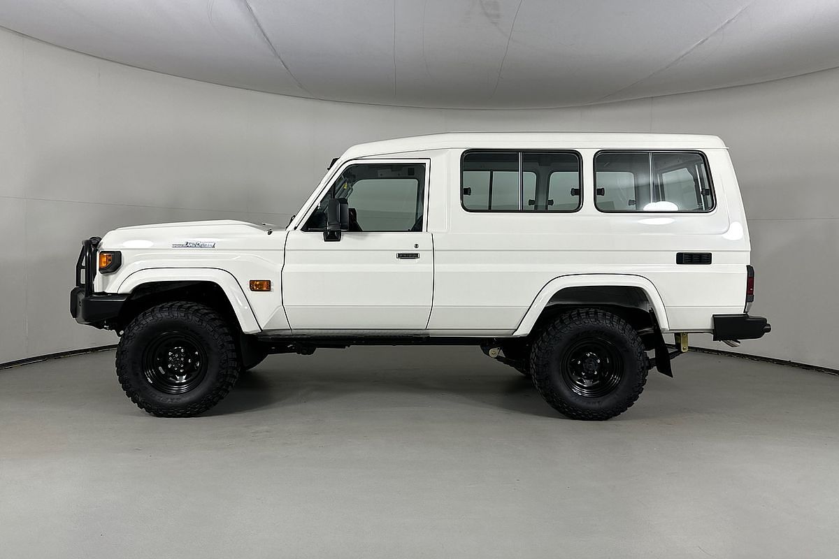2024 Toyota Landcruiser Workmate Troopcarrier GDJL78R
