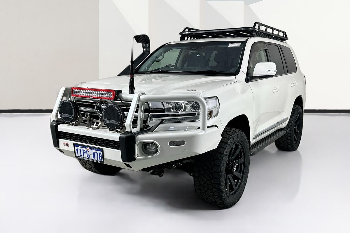 2016 Toyota LANDCRUISER Sahara VDJ200R