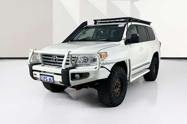 2015 Toyota Landcruiser Sahara VDJ200R