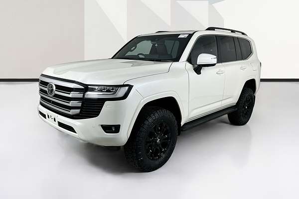 2024 Toyota LANDCRUISER VX FJA300R