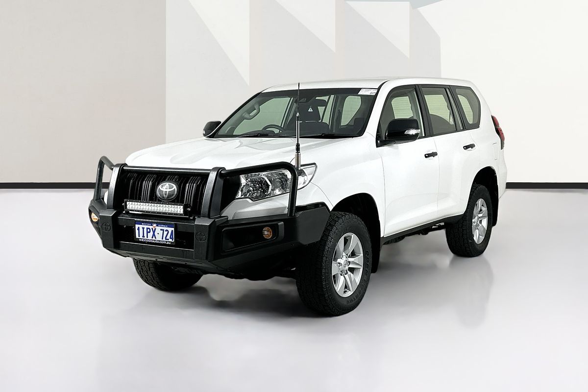 2017 Toyota LANDCRUISER GX GDJ150R