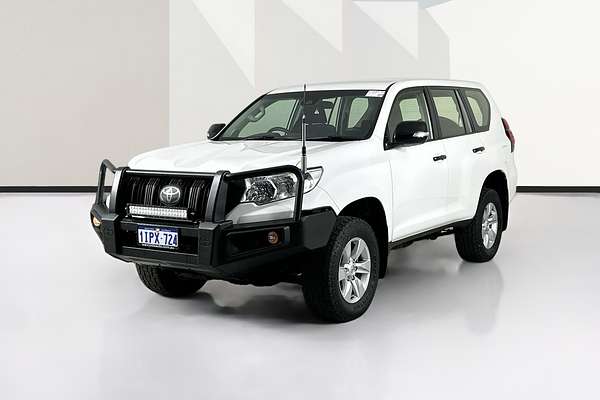 2017 Toyota LANDCRUISER GX GDJ150R