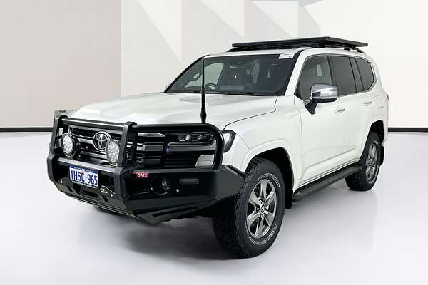 2022 Toyota LANDCRUISER LC300 SAHARA (4x4) FJA300R