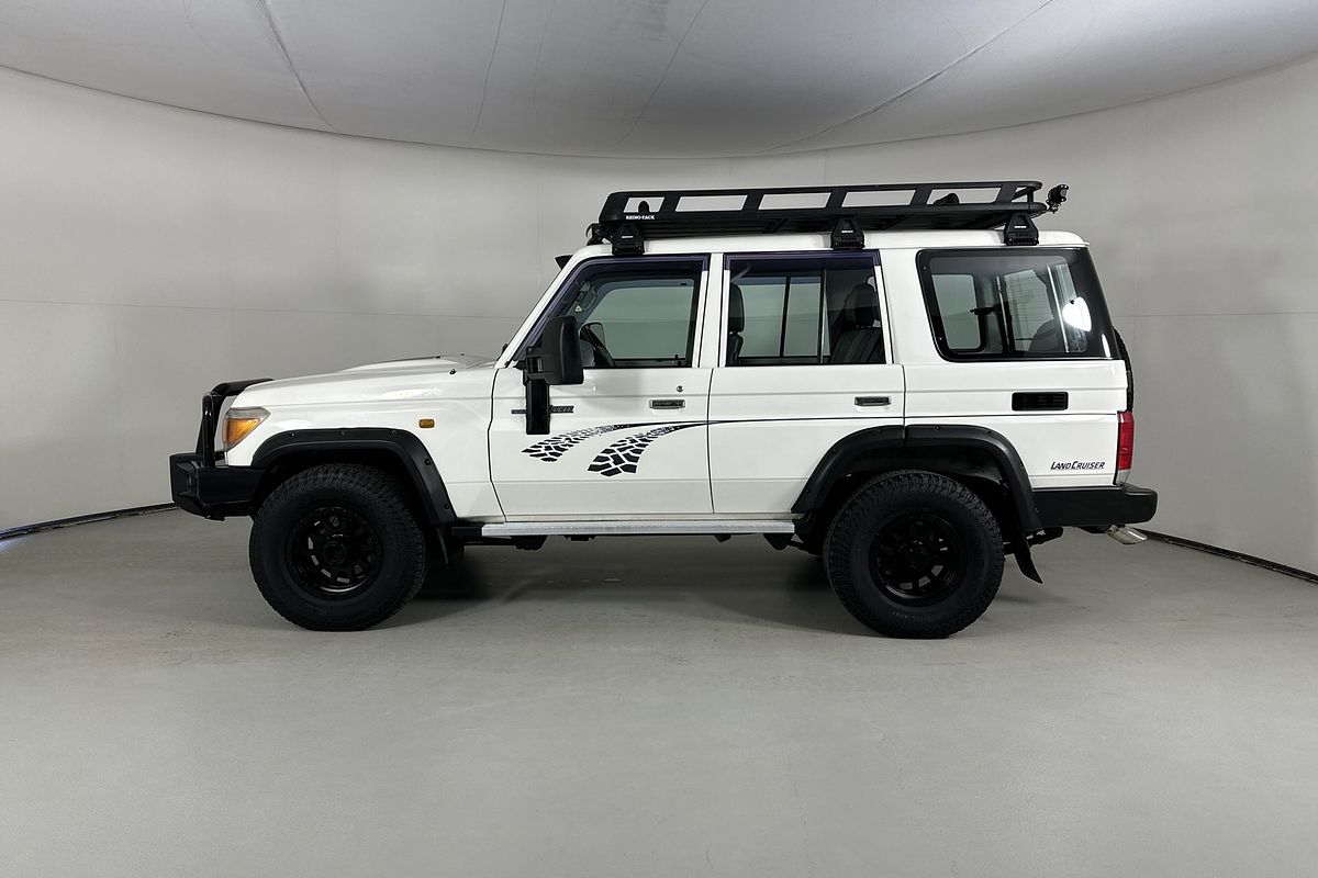 2015 Toyota LANDCRUISER WORKMATE (4x4) VDJ76R MY12 UPDATE