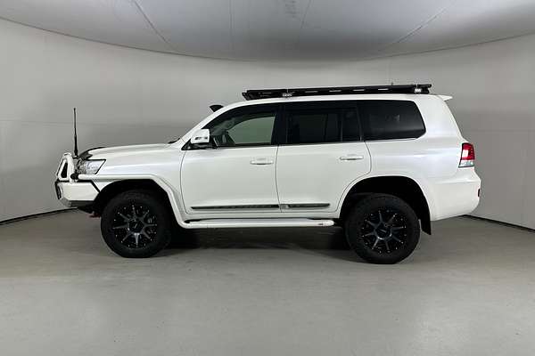 2021 Toyota LANDCRUISER LC200 SAHARA (4x4) VDJ200R