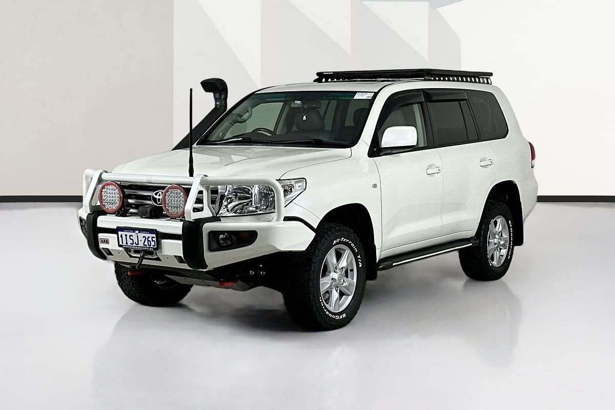 2011 Toyota LANDCRUISER SAHARA (4x4) VDJ200R 09 UPGRADE