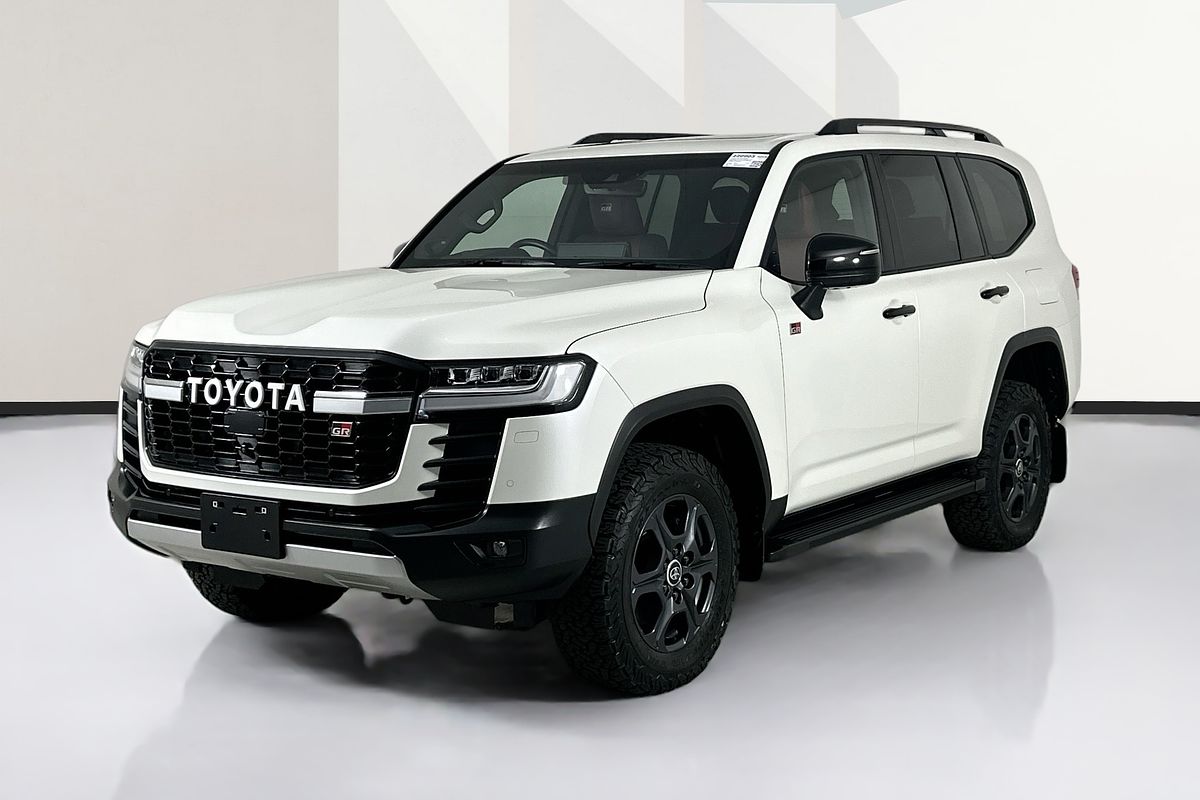2023 Toyota LANDCRUISER LC300 GR-S (4x4) FJA300R