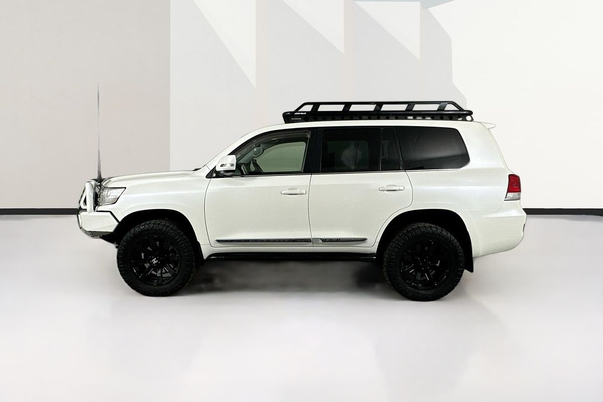 2016 Toyota LANDCRUISER Sahara VDJ200R