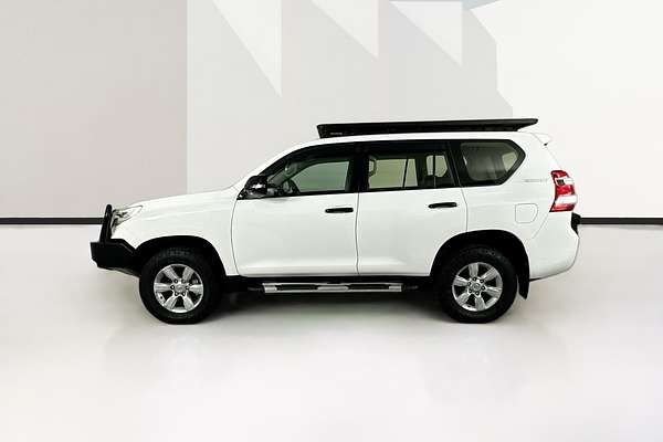 2017 Toyota LANDCRUISER GX GDJ150R