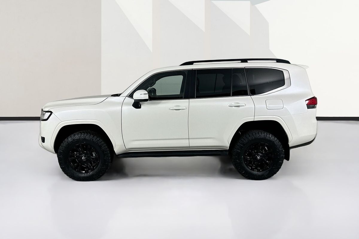 2024 Toyota LANDCRUISER VX FJA300R