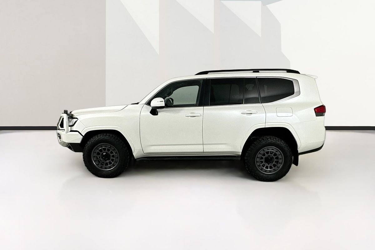 2022 Toyota LANDCRUISER LC300 VX (4x4) FJA300R