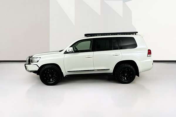 2020 Toyota LANDCRUISER LC200 SAHARA (4x4) VDJ200R