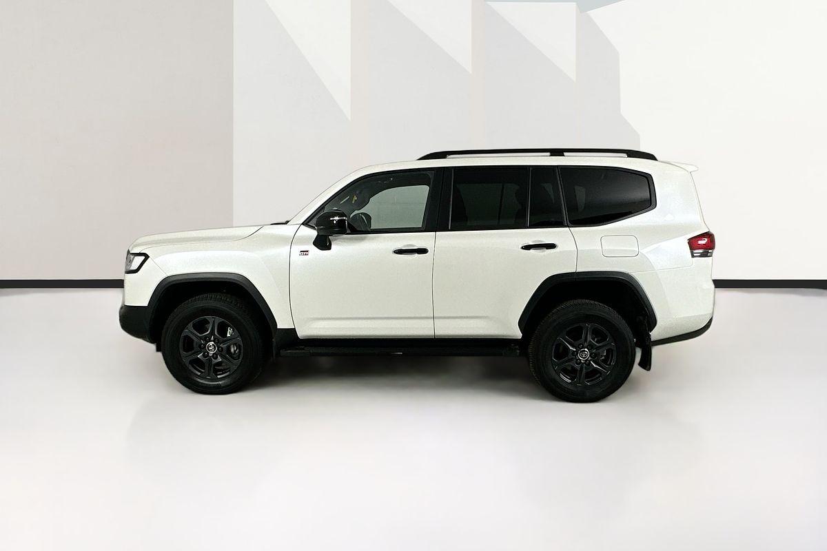 2023 Toyota Landcruiser LC300 GR-S (4x4) FJA300R