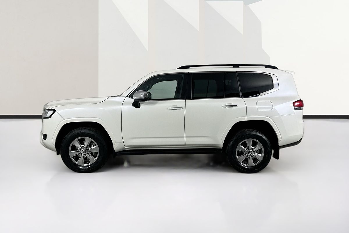 2024 Toyota LANDCRUISER LC300 SAHARA (4x4) FJA300R
