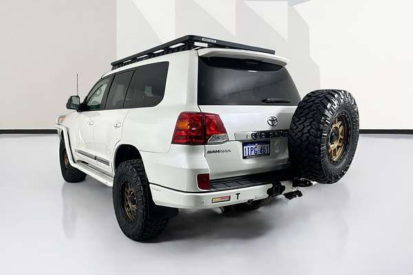 2015 Toyota Landcruiser Sahara VDJ200R