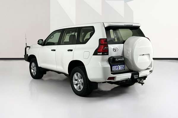 2017 Toyota LANDCRUISER GX GDJ150R