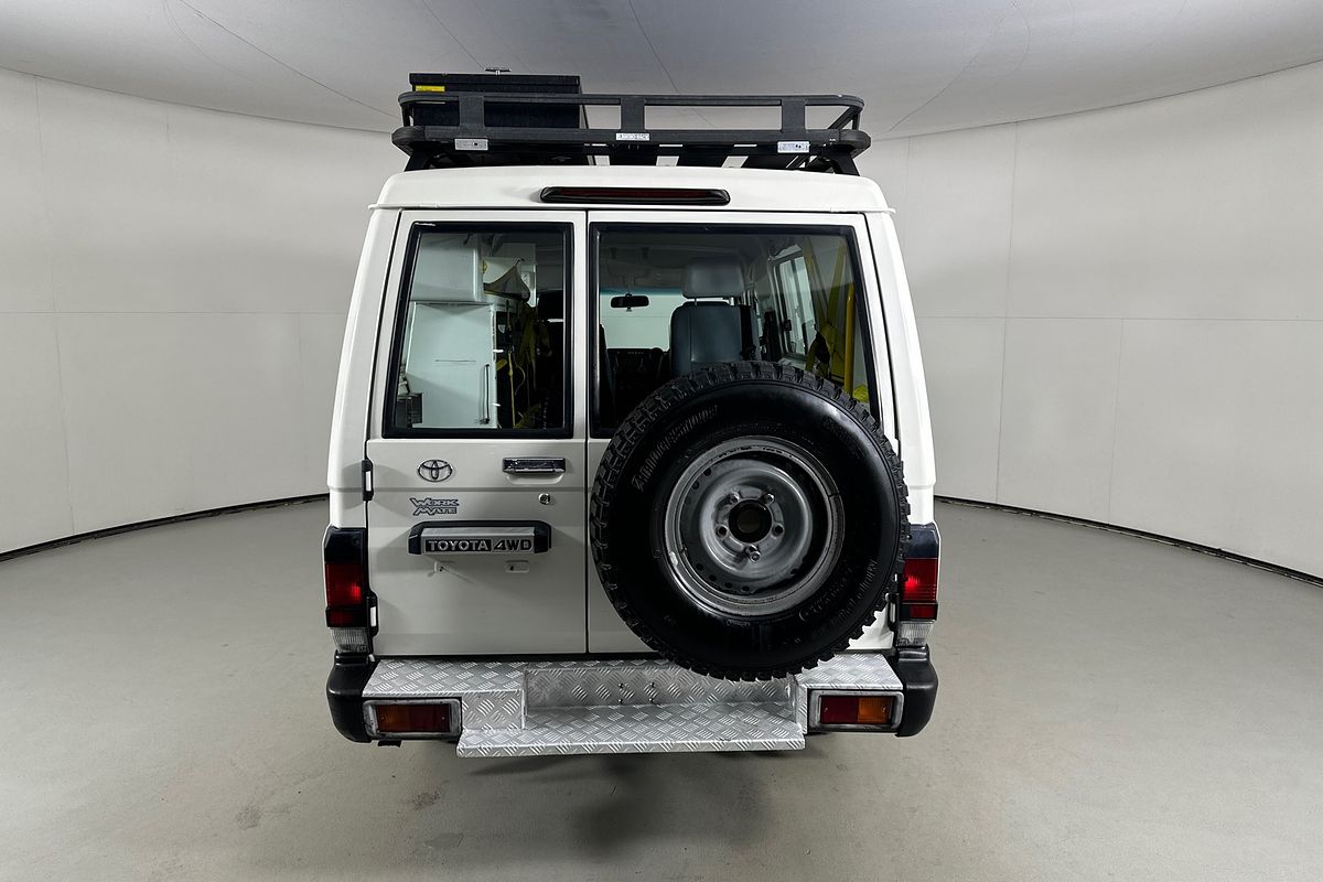 2015 Toyota LANDCRUISER WORKMATE (4x4) 2 SEAT VDJ78R MY12 UPDATE