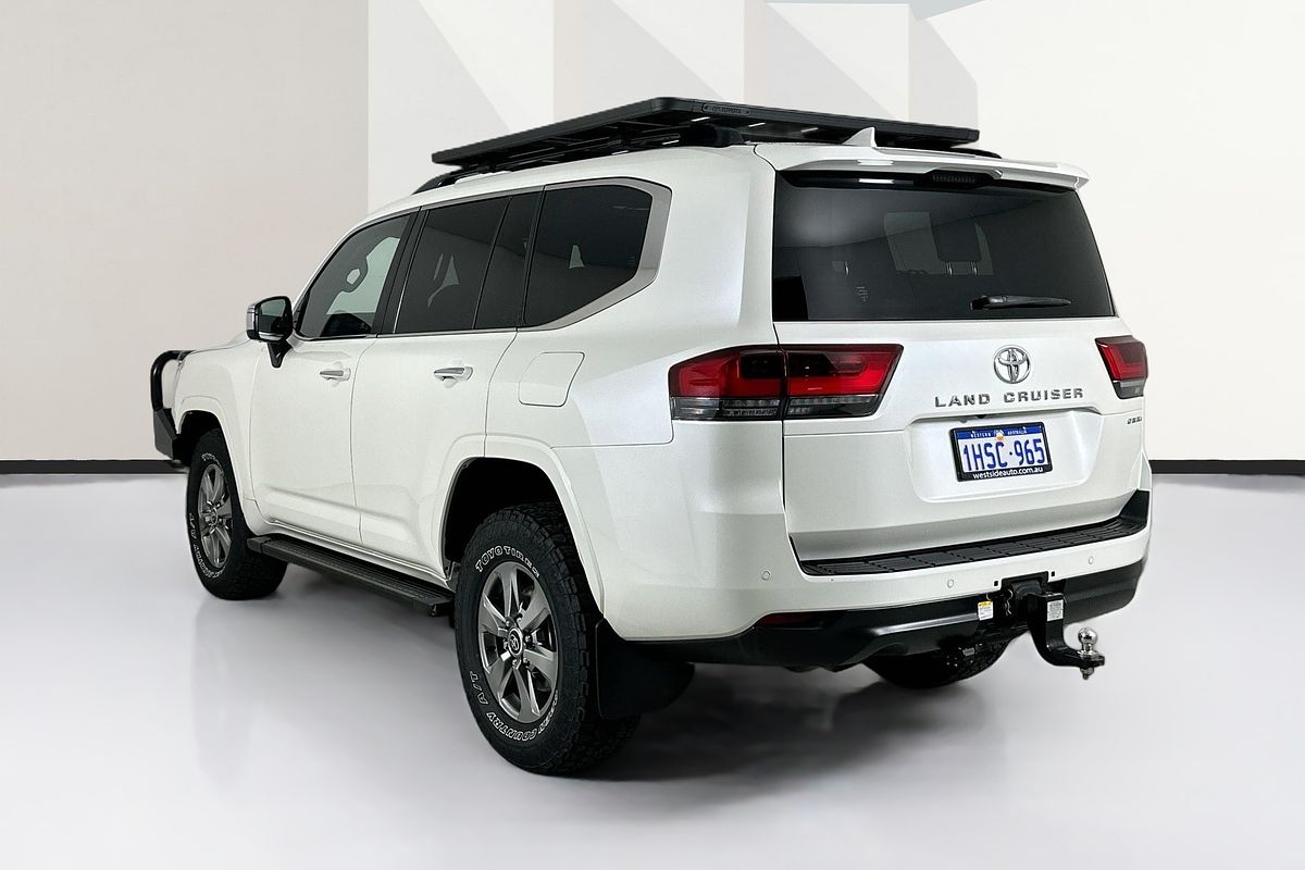 2022 Toyota LANDCRUISER LC300 SAHARA (4x4) FJA300R