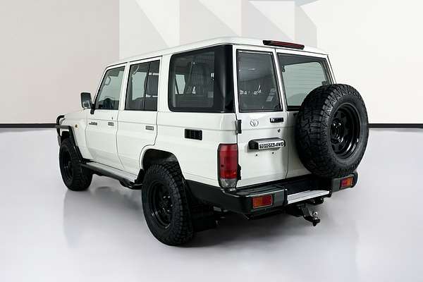 2017 Toyota LANDCRUISER WORKMATE (4x4) VDJ76R MY18