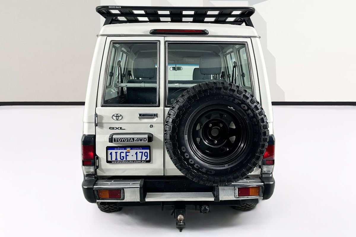 2016 Toyota Landcruiser GXL Troopcarrier VDJ78R
