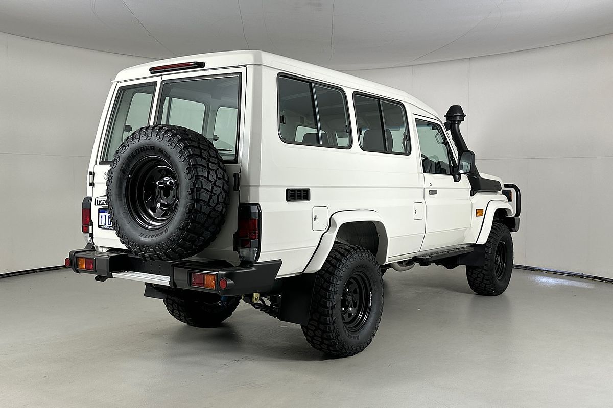 2024 Toyota Landcruiser Workmate Troopcarrier GDJL78R
