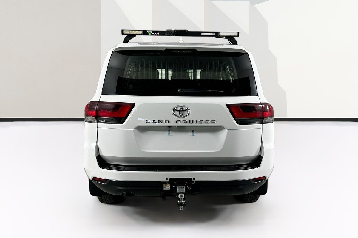 2023 Toyota Landcruiser GX FJA300R