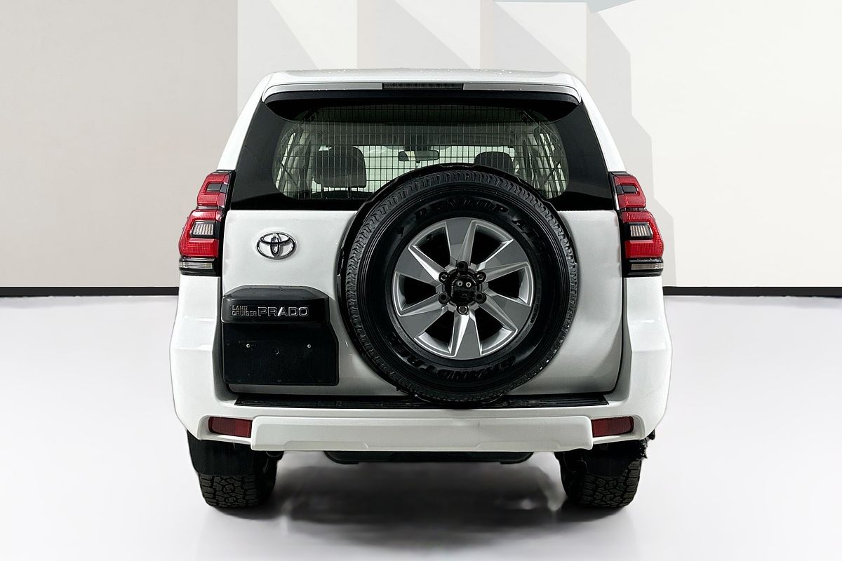 2018 Toyota LANDCRUISER GX GDJ150R