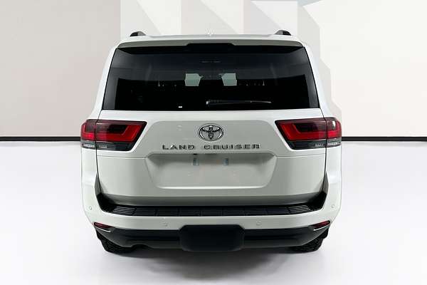 2024 Toyota LANDCRUISER VX FJA300R