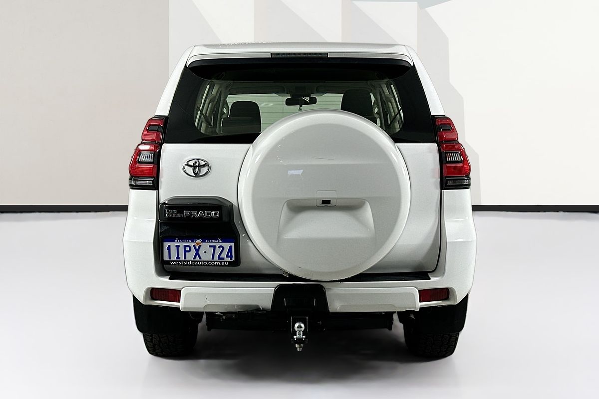 2017 Toyota LANDCRUISER GX GDJ150R