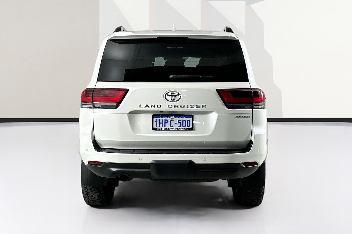 2022 Toyota Landcruiser LC300 SAHARA (4x4) FJA300R