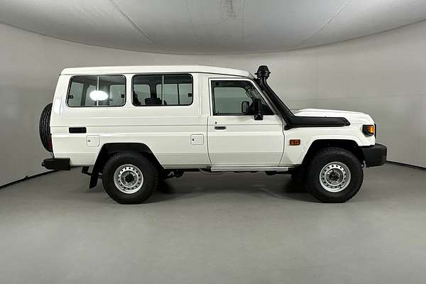 2024 Toyota Landcruiser GXL Troopcarrier GDJL78R
