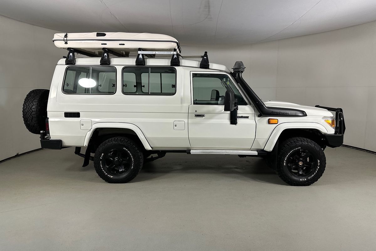 2014 Toyota Landcruiser GXL (4x4) VDJ78R MY12 UPDATE