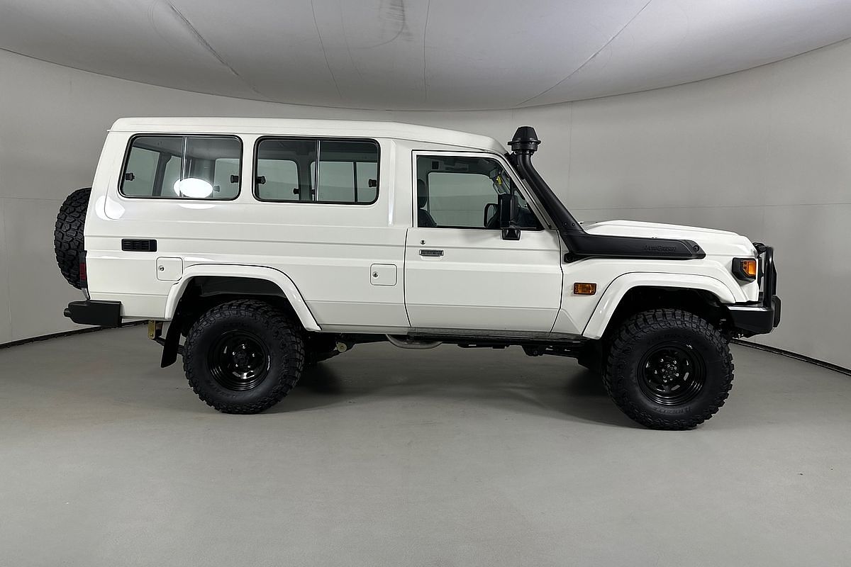 2024 Toyota Landcruiser Workmate Troopcarrier GDJL78R