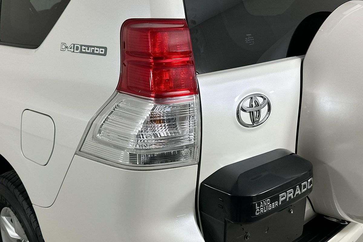 2013 Toyota LANDCRUISER PRADO ALTITUDE (4x4) KDJ150R 11 UPGRADE