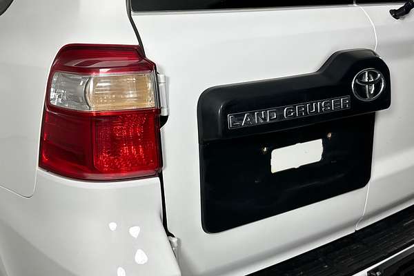 2018 Toyota LANDCRUISER LC200 GX (4x4) VDJ200R