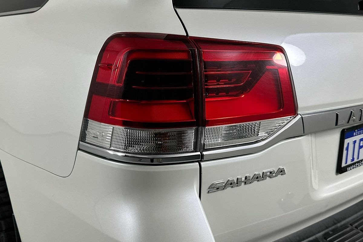 2016 Toyota LANDCRUISER Sahara VDJ200R
