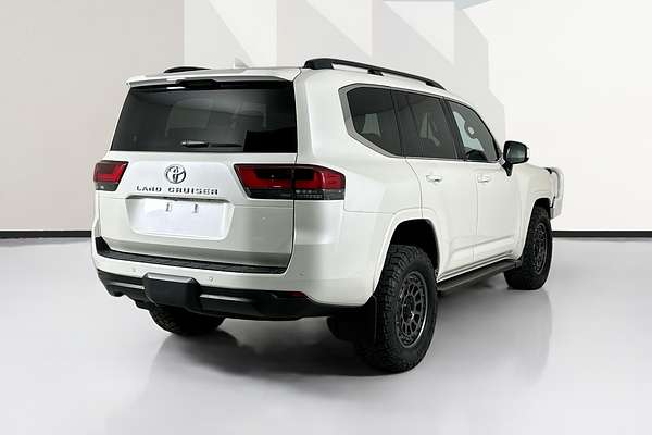 2022 Toyota LANDCRUISER LC300 VX (4x4) FJA300R