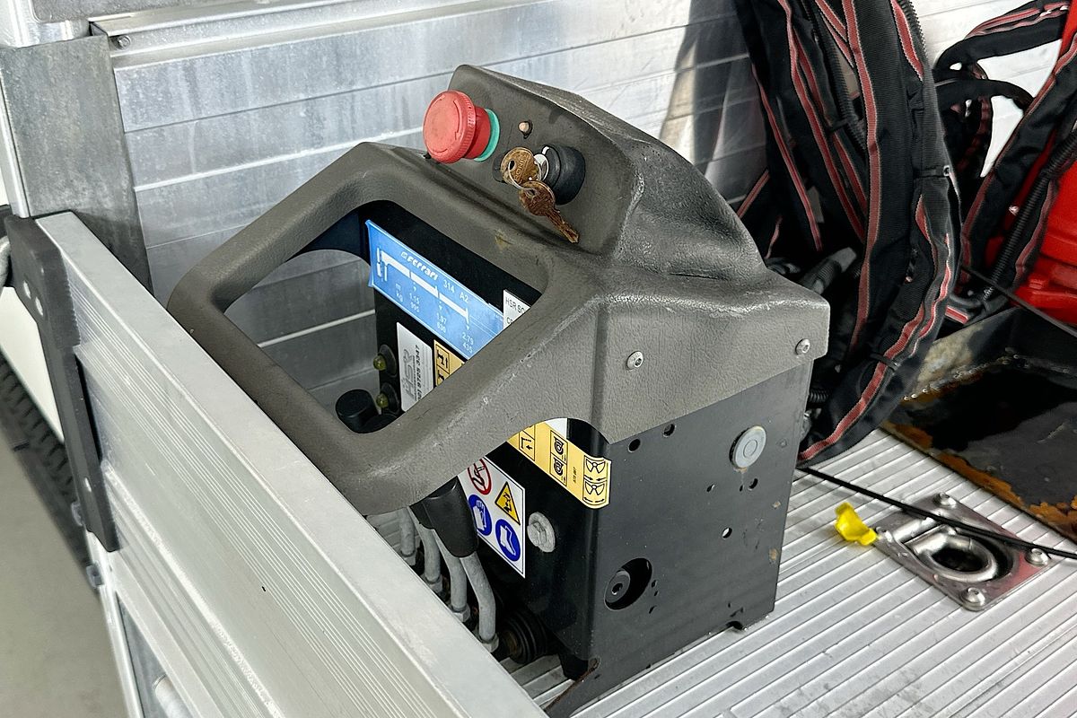 2019 Toyota LANDCRUISER WORKMATE (4x4) VDJ79R MY18 4X4