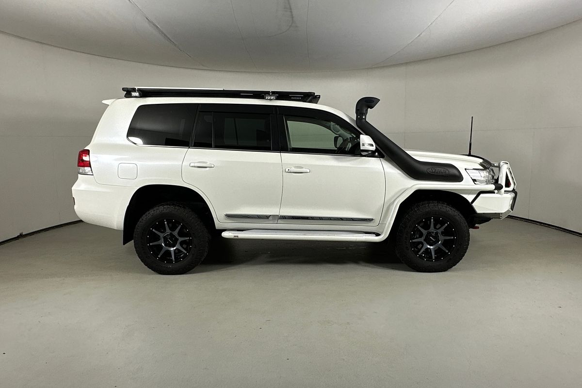 2021 Toyota LANDCRUISER LC200 SAHARA (4x4) VDJ200R