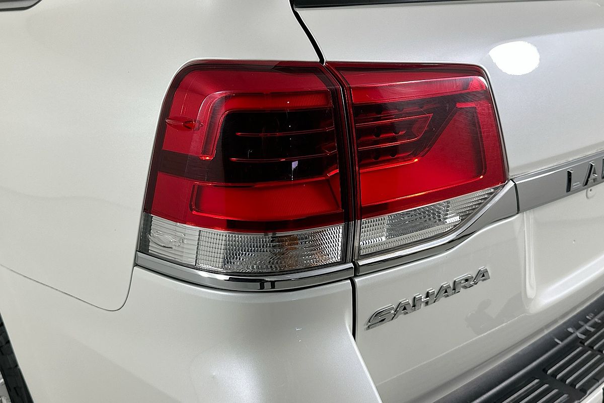 2018 Toyota LANDCRUISER SAHARA (4x4) VDJ200R MY16