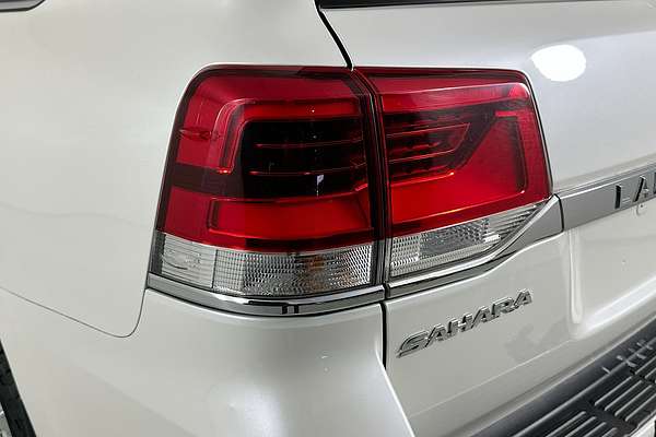2018 Toyota LANDCRUISER SAHARA (4x4) VDJ200R MY16