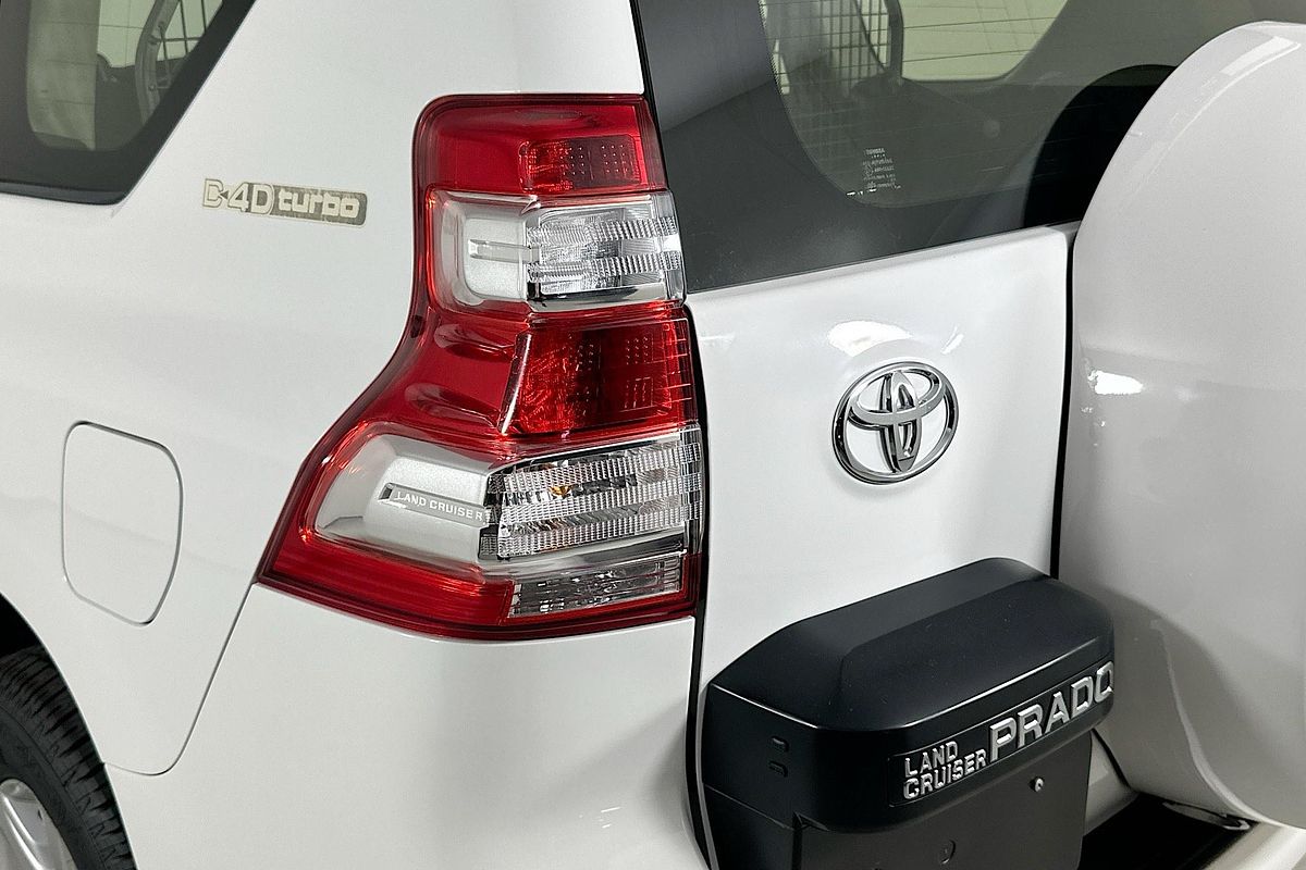 2017 Toyota LANDCRUISER PRADO GX (4x4) GDJ150R MY16